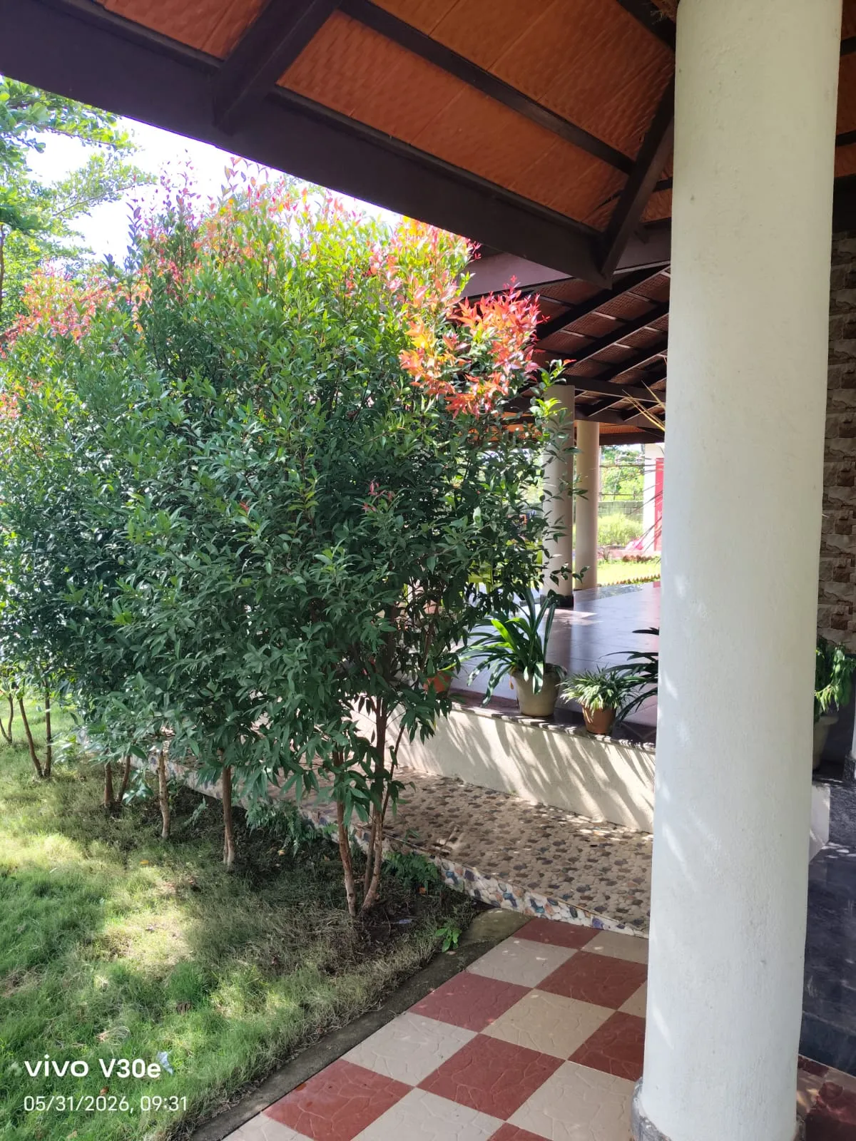 Exterior view 3